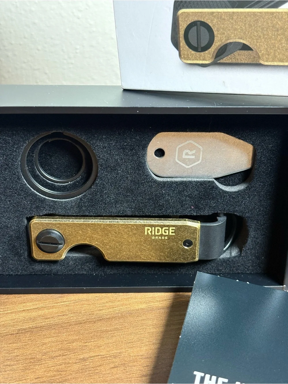 RIDGE Brass Key Case Key Organizer in Brass